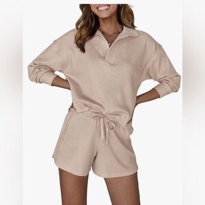 NWT tan waffle print 2 piece lounge outfit shorts L boutique